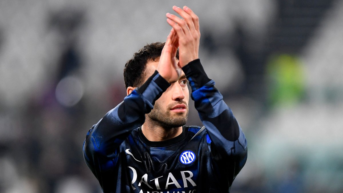 Inter, Hakan Çalhanoğlu’nu satmaya sıcak bakıyor